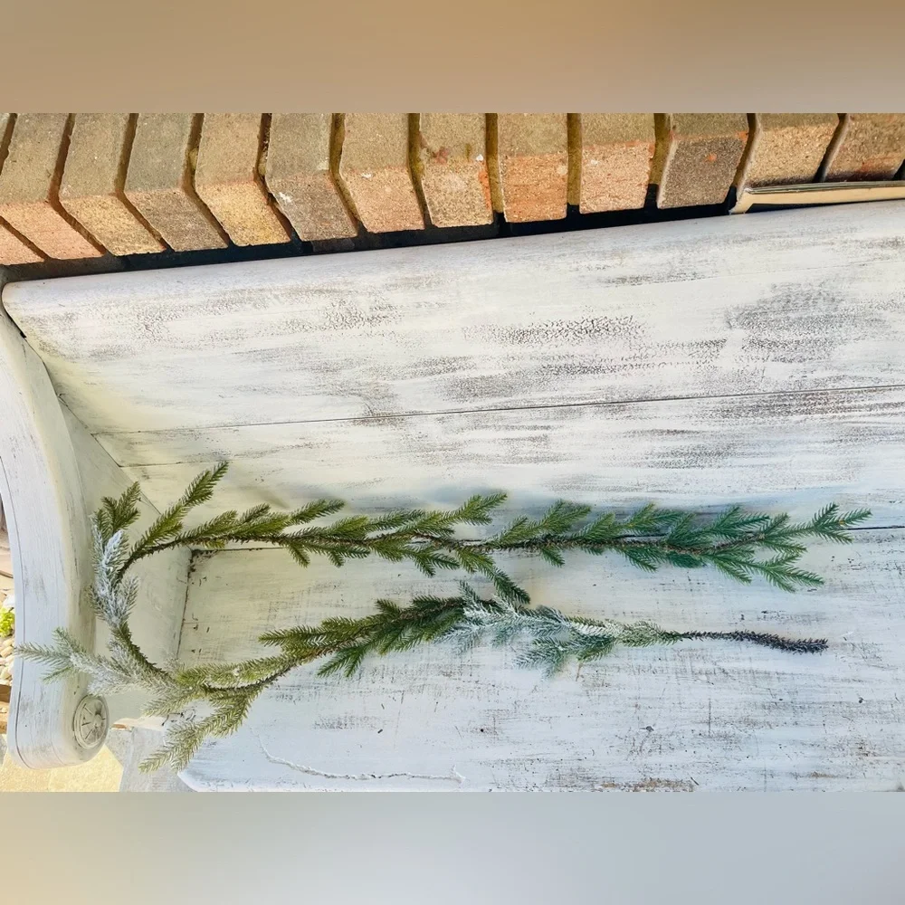 *Ice Finish Garland